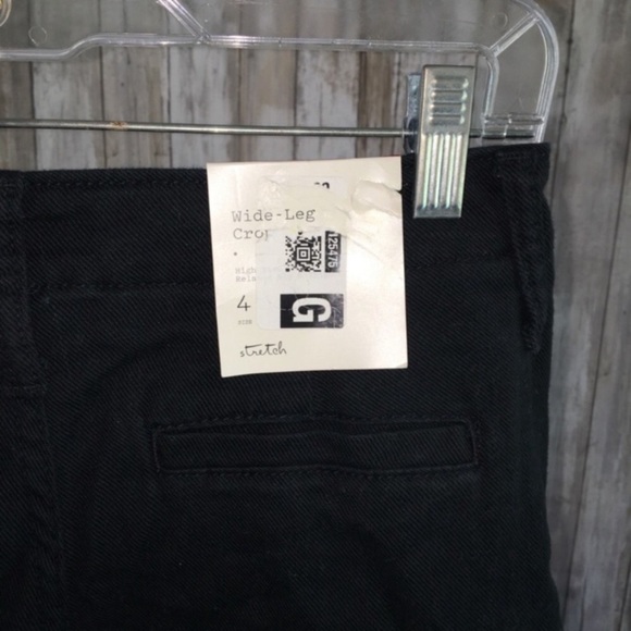 NWT A New Day Black High Rise Crop Pants - Picture 5 of 5